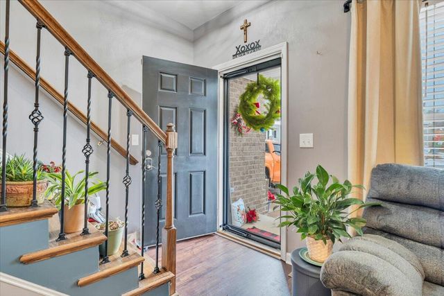 2060 Heys LN, Vinton, VA 24179