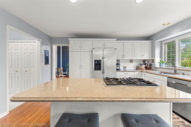 756 Sandalwood Road, Canton, MI 48188