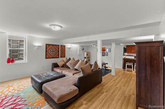 756 Sandalwood Road, Canton, MI 48188