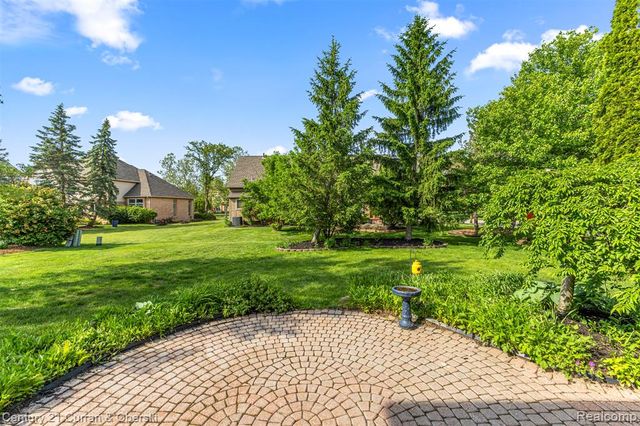 756 Sandalwood Road, Canton, MI 48188