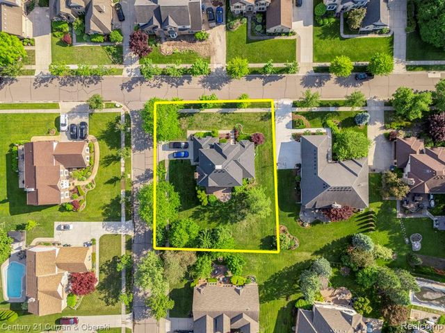 756 Sandalwood Road, Canton, MI 48188