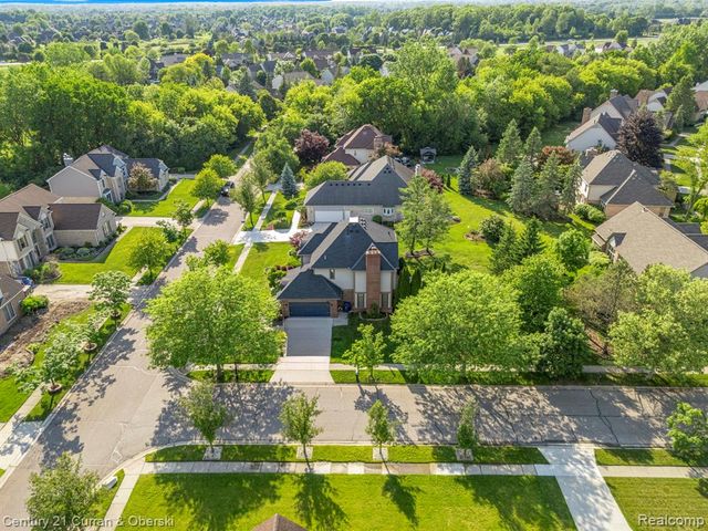 756 Sandalwood Road, Canton, MI 48188