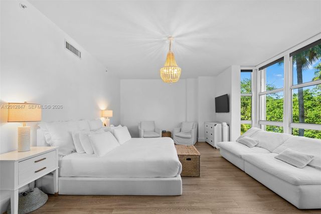 731 Crandon Blvd 308, Key Biscayne, FL 33149
