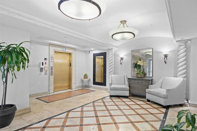 731 Crandon Blvd 308, Key Biscayne, FL 33149