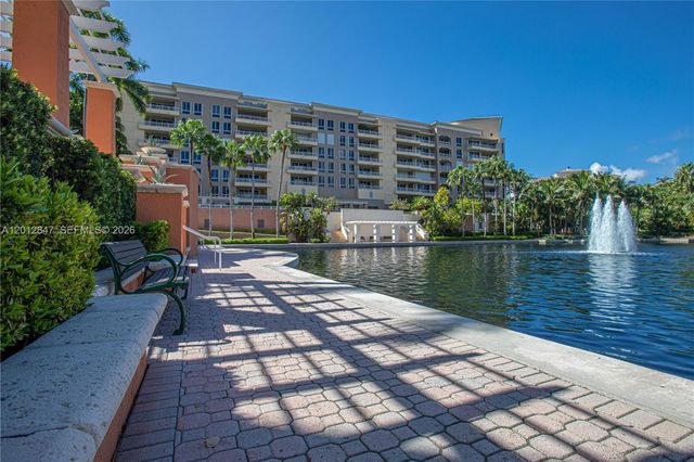 731 Crandon Blvd 308, Key Biscayne, FL 33149