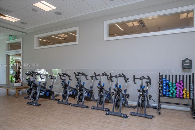 731 Crandon Blvd 308, Key Biscayne, FL 33149
