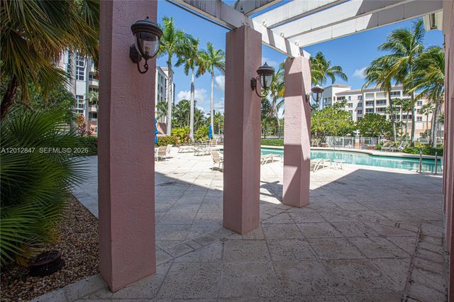 731 Crandon Blvd 308, Key Biscayne, FL 33149