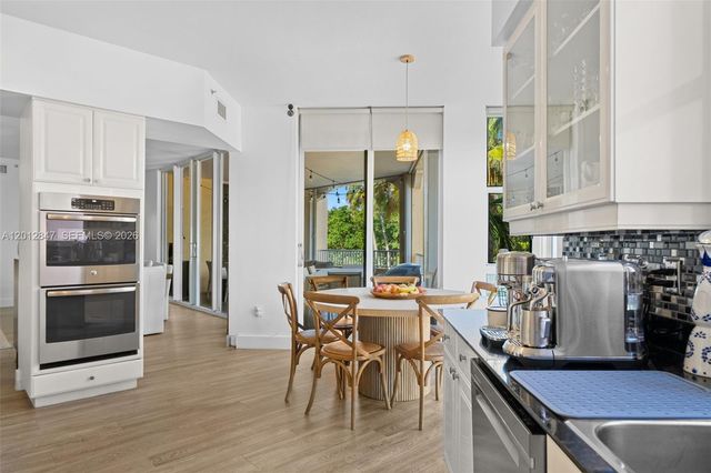 731 Crandon Blvd 308, Key Biscayne, FL 33149