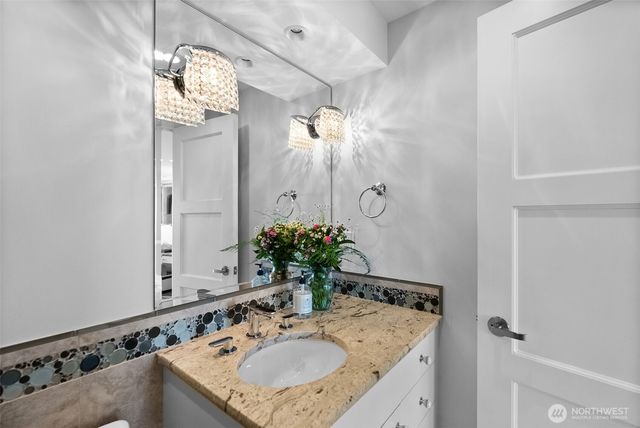 3404 Shorecliff Drive NE, Tacoma, WA 98422