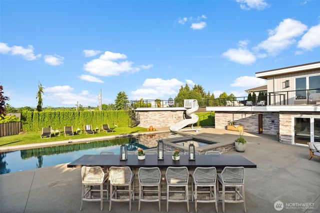 3404 Shorecliff Drive NE, Tacoma, WA 98422