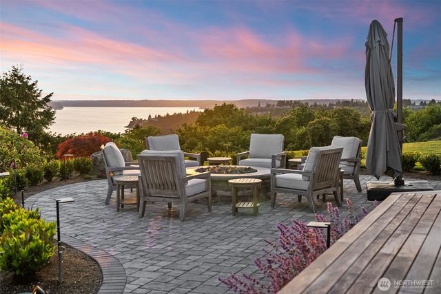 3404 Shorecliff Drive NE, Tacoma, WA 98422