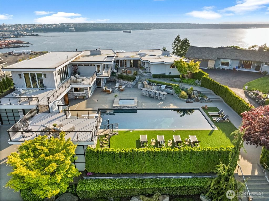 3404 Shorecliff Drive NE, Tacoma, WA 98422