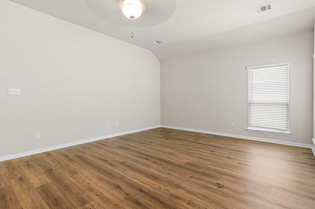 121 New Dawn Trail, Huntsville, TX 77320