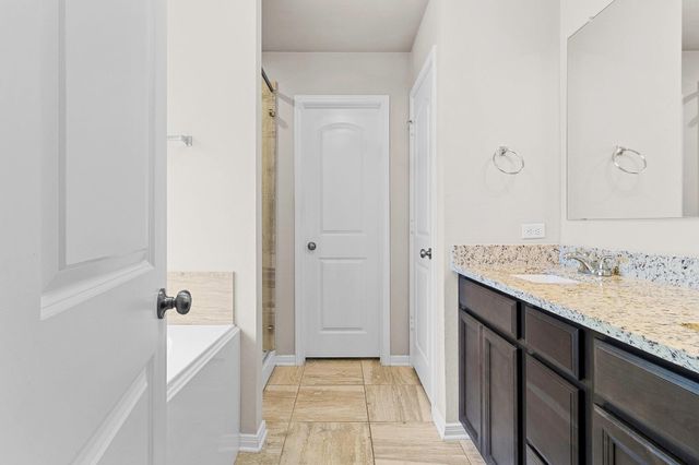 121 New Dawn Trail, Huntsville, TX 77320