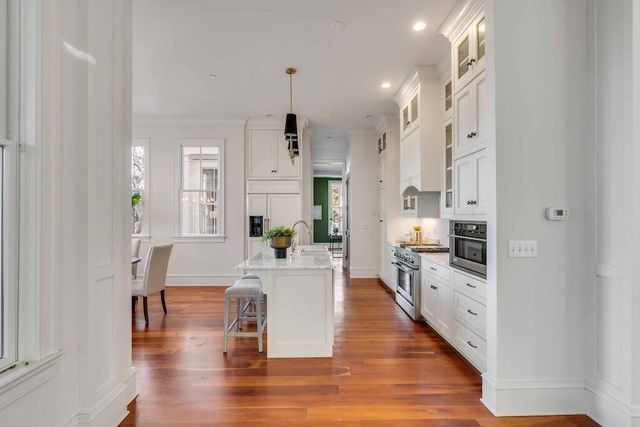 26 Saturday Road, Mount Pleasant, SC 29464