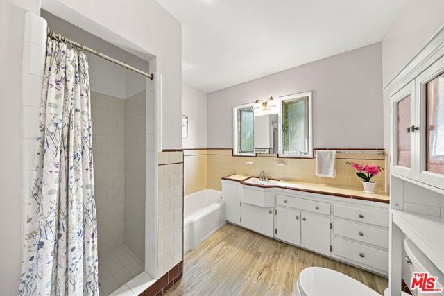 12222 Tennessee Avenue, Los Angeles, CA 90064