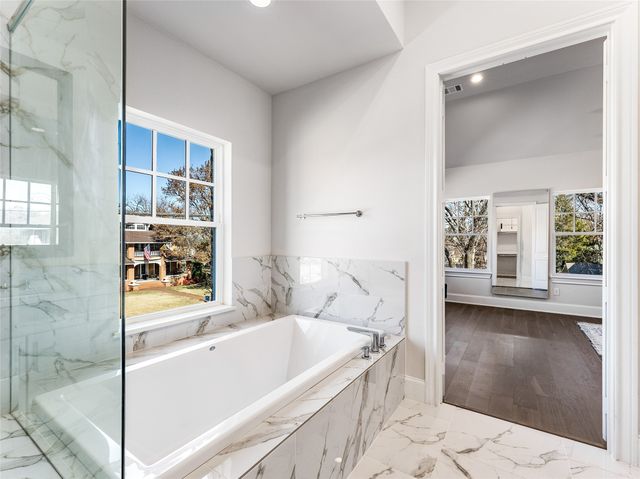 1432 N Avenue, Plano, TX 75074