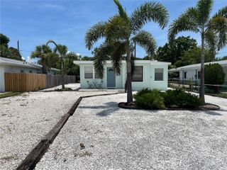 5610 18TH AVE, Gulfport, FL 33707