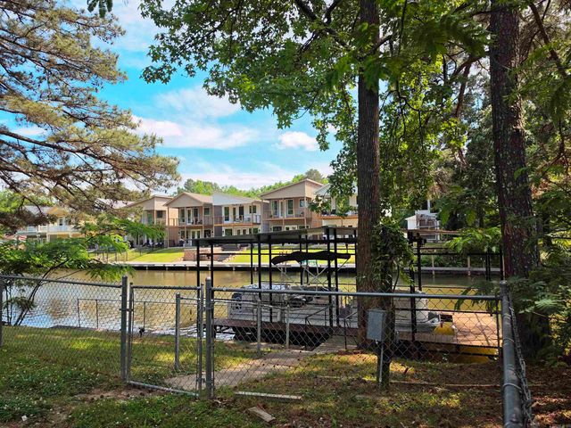 150 Lakeaire Terrace, Hot Springs, AR 71913