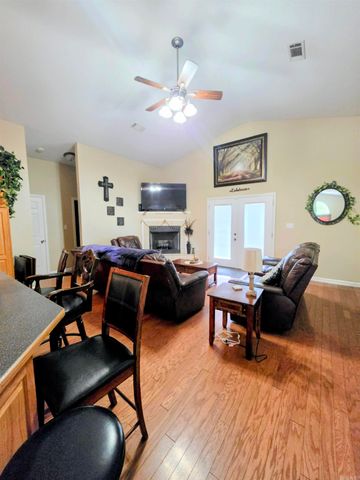 150 Lakeaire Terrace, Hot Springs, AR 71913