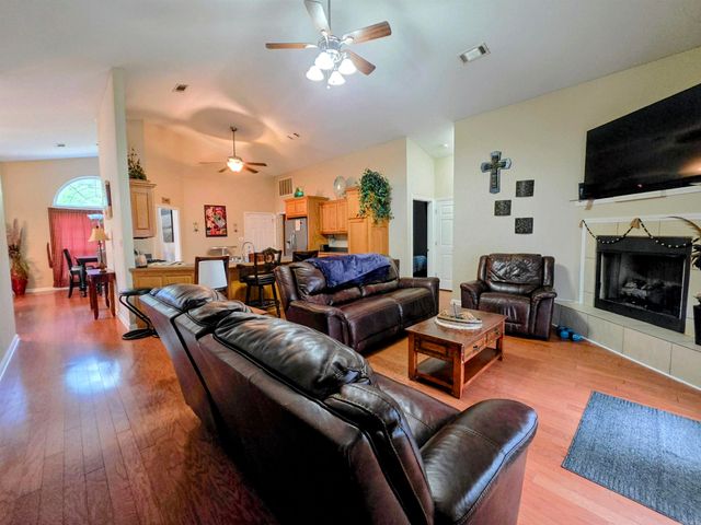 150 Lakeaire Terrace, Hot Springs, AR 71913