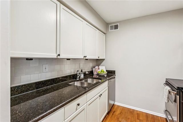 1150 Collier Road NW J11, Atlanta, GA 30318