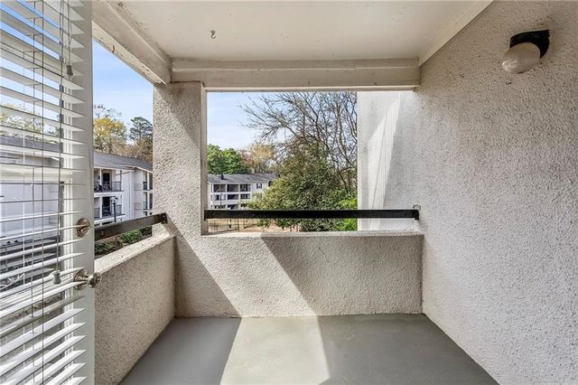 1150 Collier Road NW J11, Atlanta, GA 30318