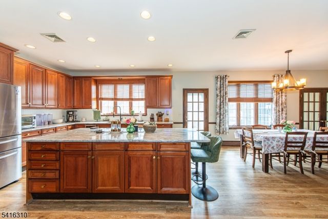 7 Cambridge Rd, Andover Twp., NJ 07848