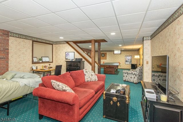 7 Cambridge Rd, Andover Twp., NJ 07848