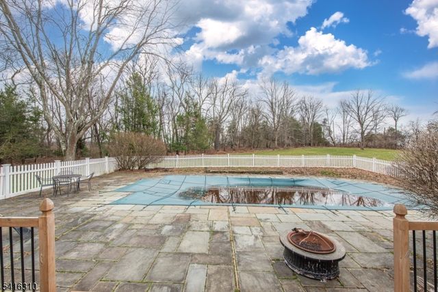 7 Cambridge Rd, Andover Twp., NJ 07848