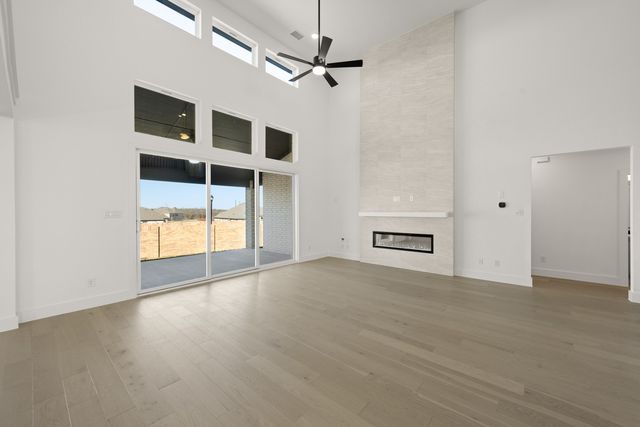 1805 Hidden Creek Drive, Midlothian, TX 76065