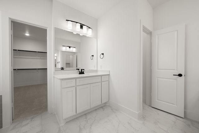 1805 Hidden Creek Drive, Midlothian, TX 76065