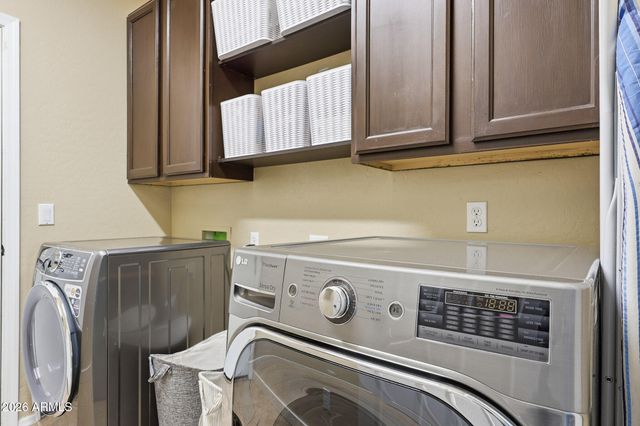 8040 W VIA MONTOYA Drive, Peoria, AZ 85383