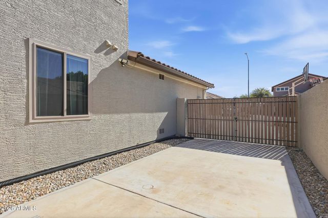8040 W VIA MONTOYA Drive, Peoria, AZ 85383