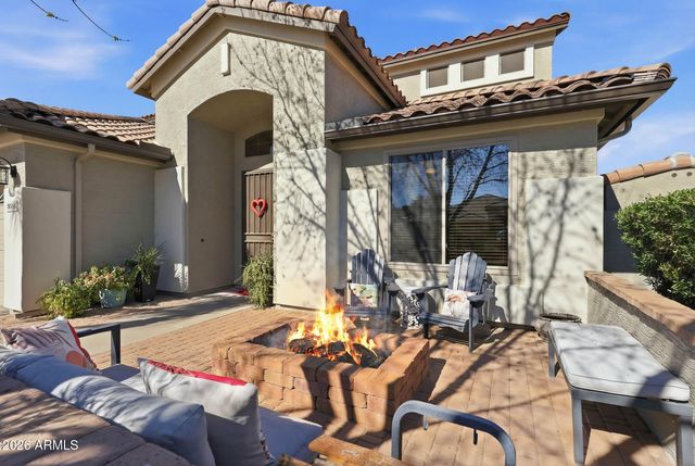 8040 W VIA MONTOYA Drive, Peoria, AZ 85383