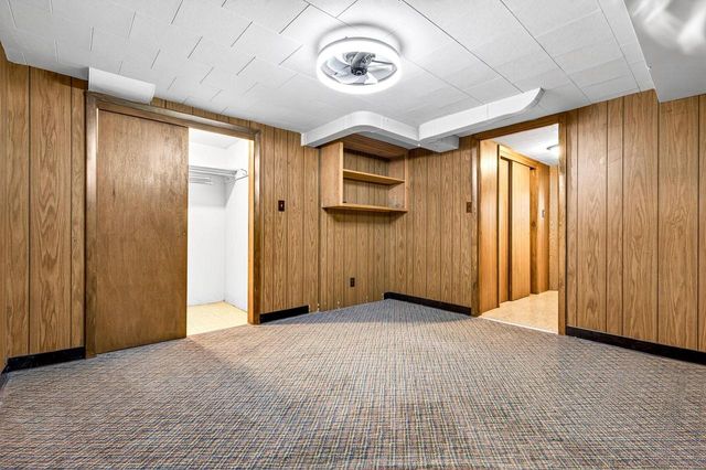 581 RICHARD DRIVE, Menasha, WI 54952