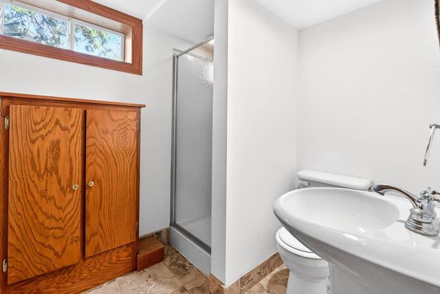 581 RICHARD DRIVE, Menasha, WI 54952