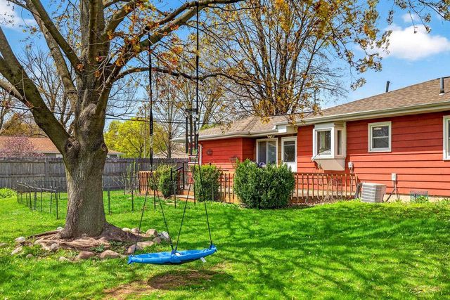 581 RICHARD DRIVE, Menasha, WI 54952