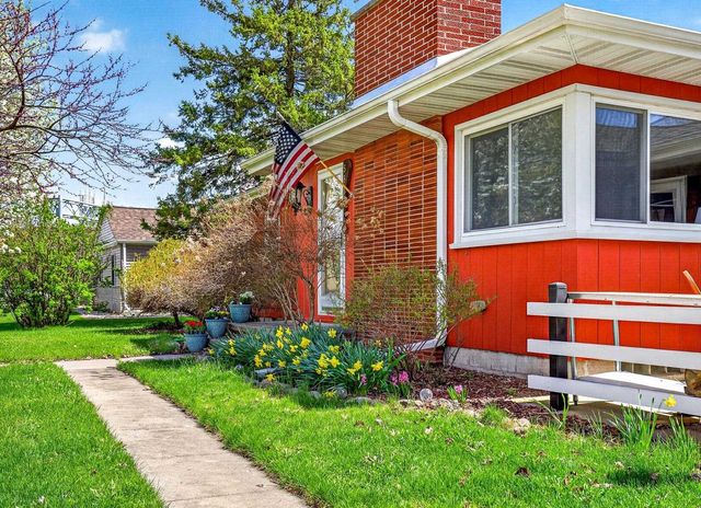 581 RICHARD DRIVE, Menasha, WI 54952