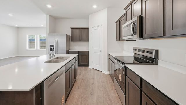 337 Sycamore Street, Dorchester, TX 75459