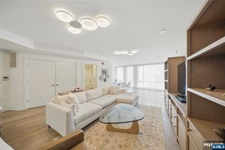 367 3rd Street 501, Jersey City, NJ 07302