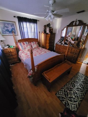 6221 LULLABYE LANE, Zephyrhills, FL 33541