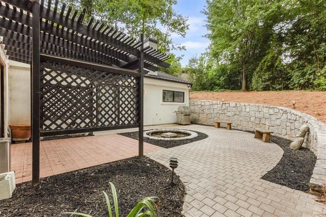 2810 Northside Drive NW, Atlanta, GA 30305