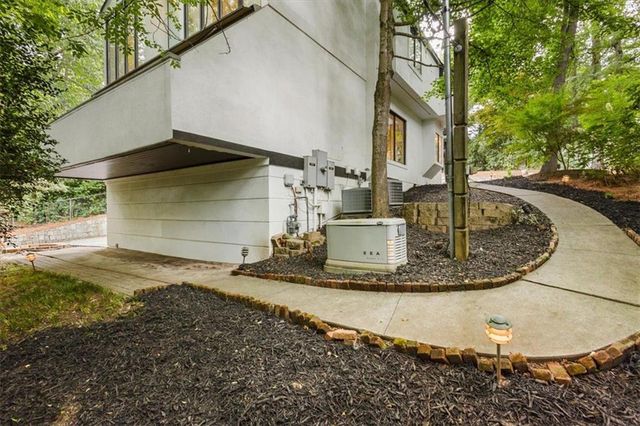 2810 Northside Drive NW, Atlanta, GA 30305