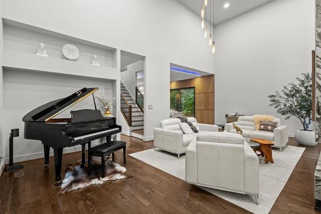 2810 Northside Drive NW, Atlanta, GA 30305
