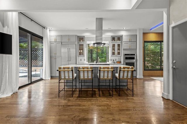 2810 Northside Drive NW, Atlanta, GA 30305