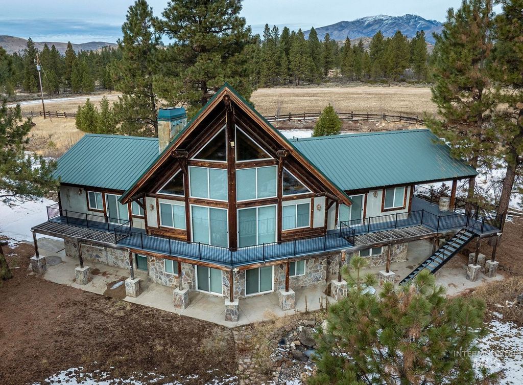 170 N Wildflower Way, Prairie, ID 83647