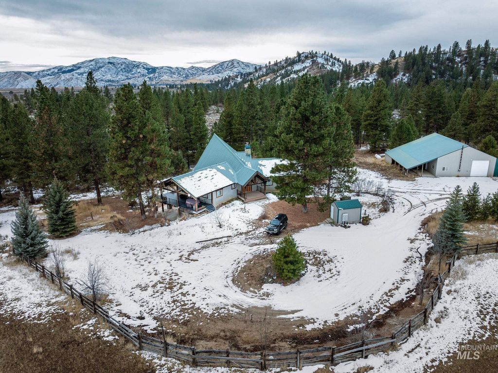 170 N Wildflower Way, Prairie, ID 83647 photo 3