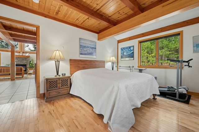 4 Bridge Street, Auburn, MA 01501