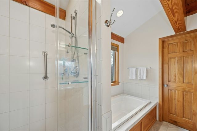 4 Bridge Street, Auburn, MA 01501